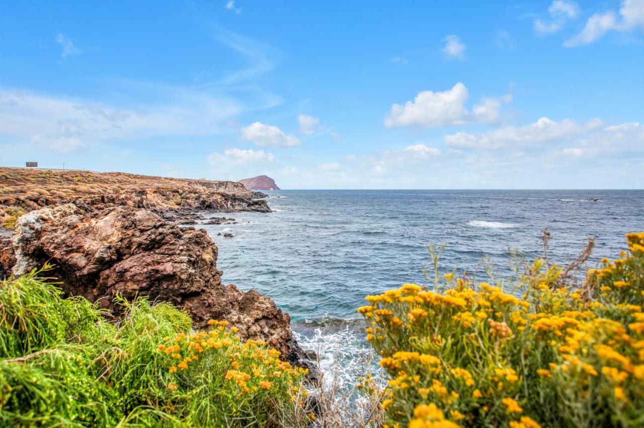 Appartamento Ocean Blue, Next To The Ocean, Fast Wi-Fi Los Abrigos Esterno foto