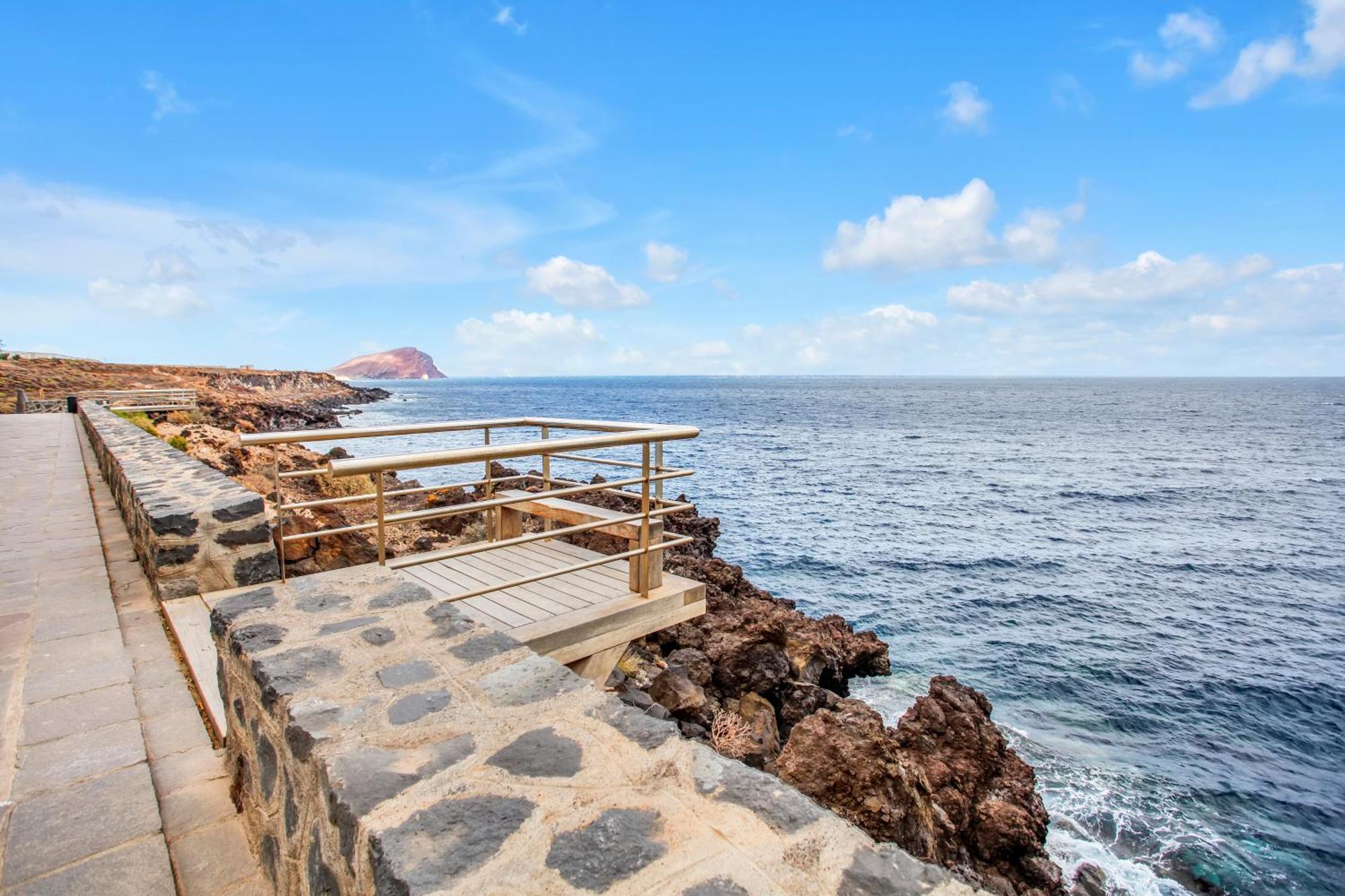Appartamento Ocean Blue, Next To The Ocean, Fast Wi-Fi Los Abrigos Esterno foto